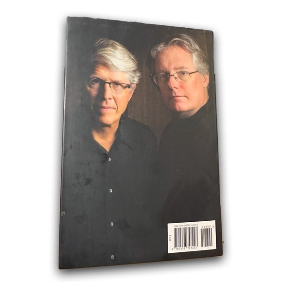 ⚡️3/$24⚡️ Old Bones [Hardcover] by Douglas Preston and 
Lincoln Child - Picture 3 of 3